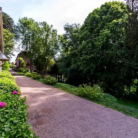 Le Clos De Grace Bed & Breakfast