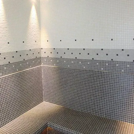 Le Clos De Grace Bed & Breakfast 4*