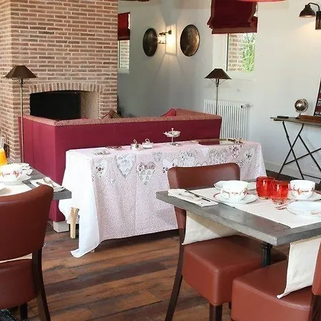 Le Clos De Grace Bed & Breakfast 4*