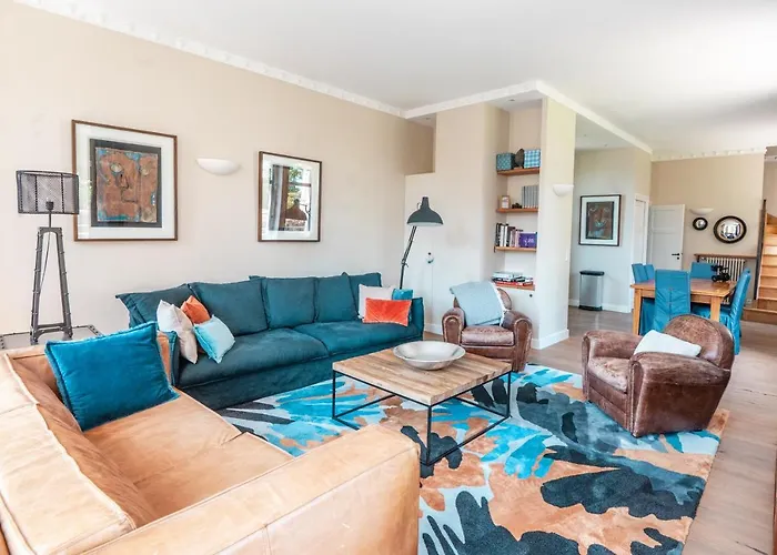 Le Clos De Grace Bed & Breakfast Equemauville