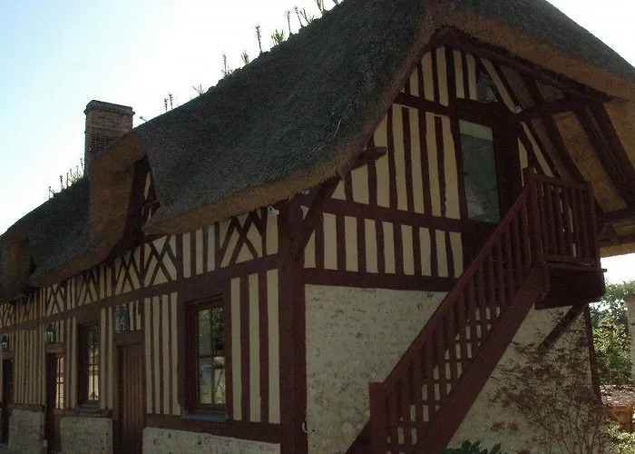 Le Clos De Grace Bed & Breakfast Equemauville